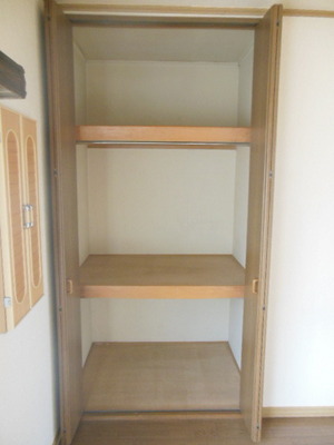 Receipt. Storage space