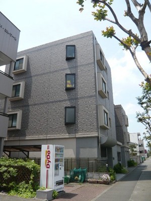 Building appearance. Appearance 2