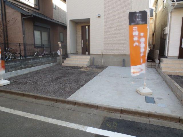 Parking lot. Building 3 Two Allowed parallel by car space vehicle