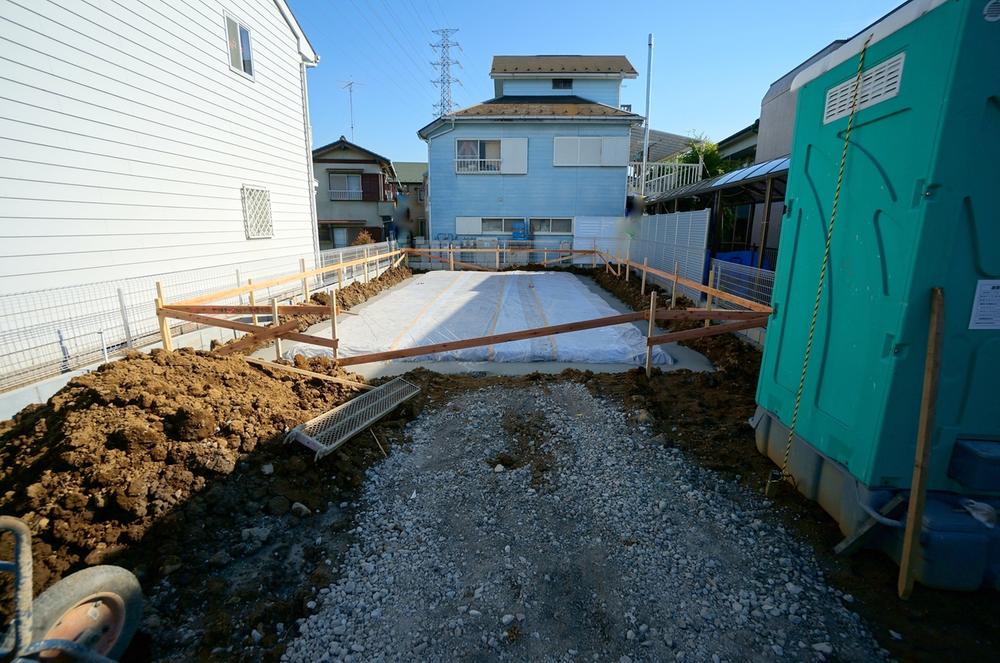 Local appearance photo. Local (11 May 2013) Shooting