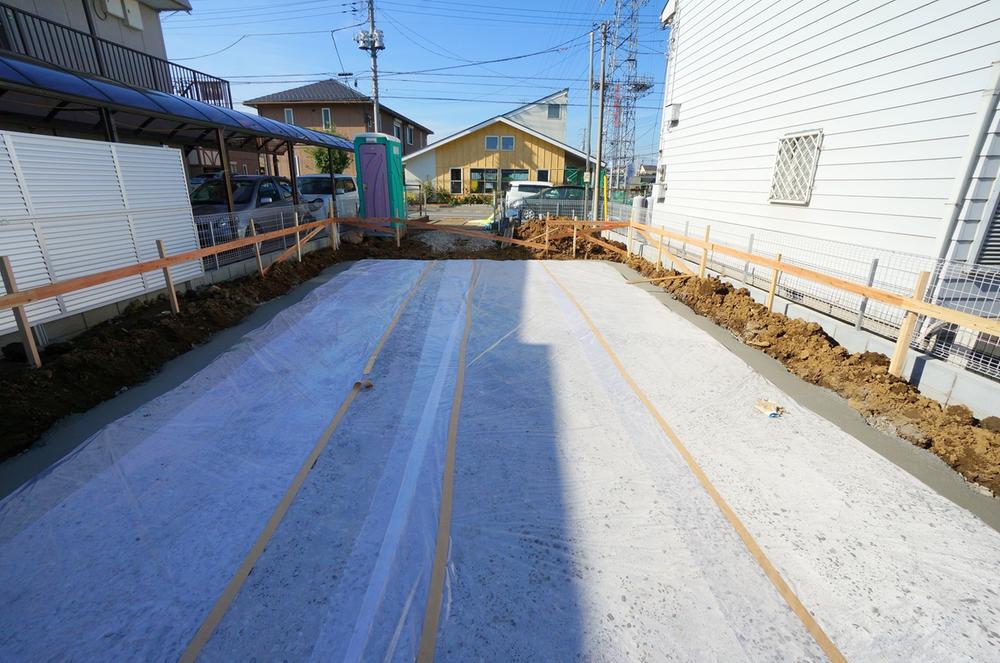 Local appearance photo. Local (11 May 2013) Shooting