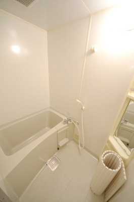 Bath. ☆ It is clean the bathroom ☆