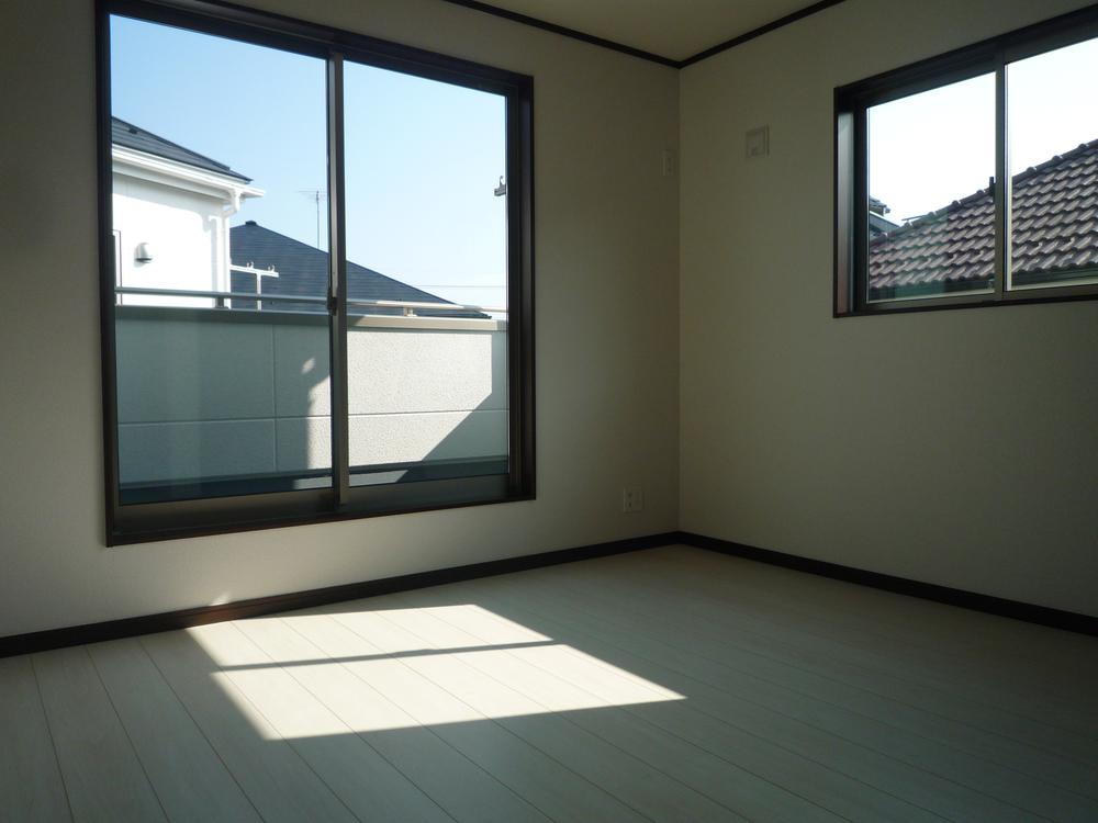 Non-living room. Indoor (10 May 2013) Shooting