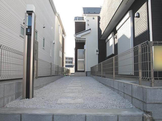 Local appearance photo. 5 Building Finished already