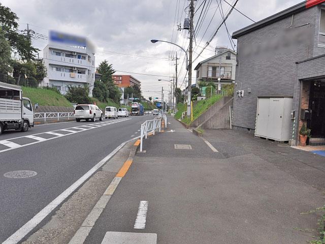 Local photos, including front road. Hino Osakaue during the 2-chome 2013.09.02 shooting Contact road situation