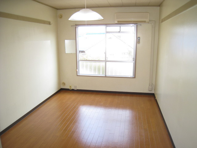 Living and room. Southeast of the bright living room