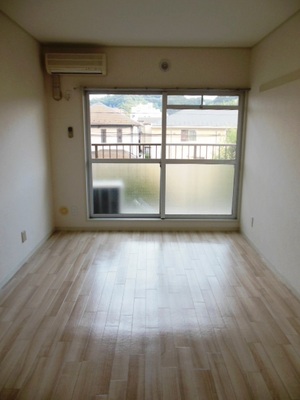 Other room space. Western-style is a 6-tatami rooms