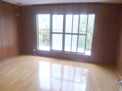 Living and room. 10 Pledge of room