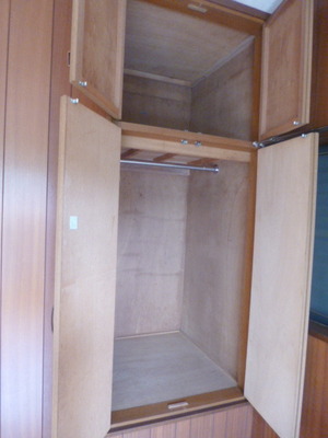 Receipt. Storage lot