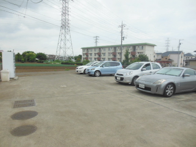 Parking lot. On-site parking