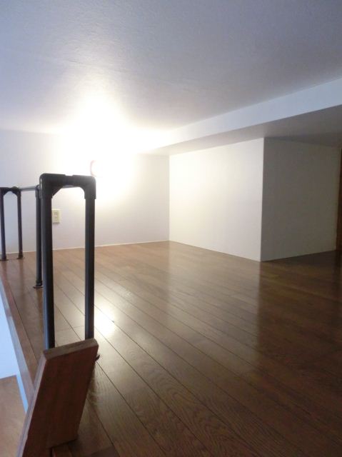 Other room space.  ☆ You can use it plenty of baggage with a loft ☆