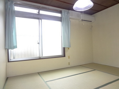 Living and room. ☆ A taste is the room ☆