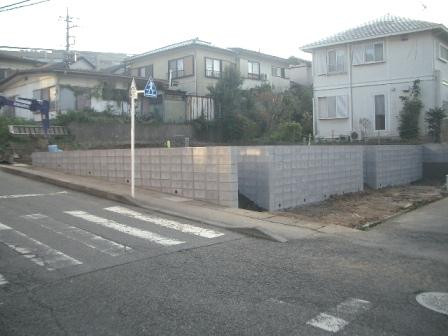 Local photos, including front road. Local (November 16, 2013) Shooting