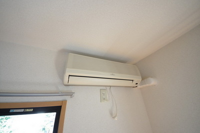 Other Equipment. ☆ Air conditioning ☆