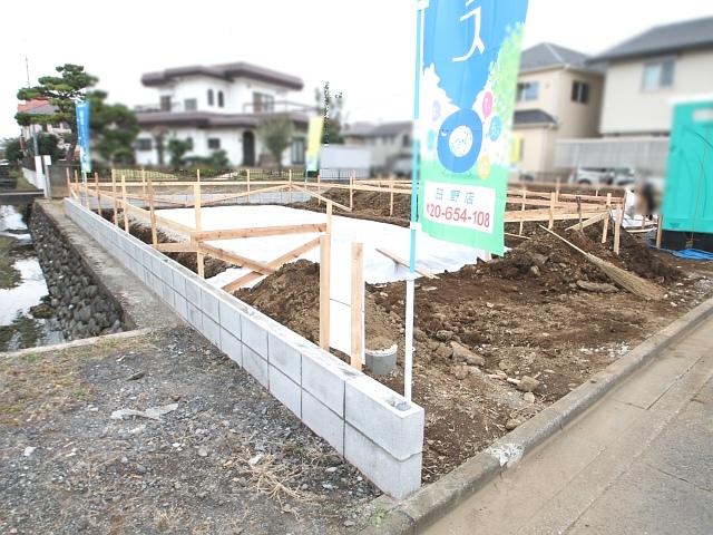 Local appearance photo. Hino Manganji 6-chome Building 2 appearance 2013 / 11 / 2 shooting