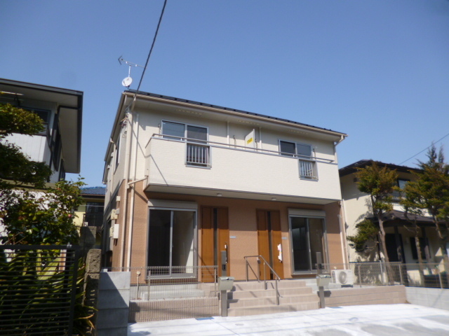 Building appearance. A quiet residential area