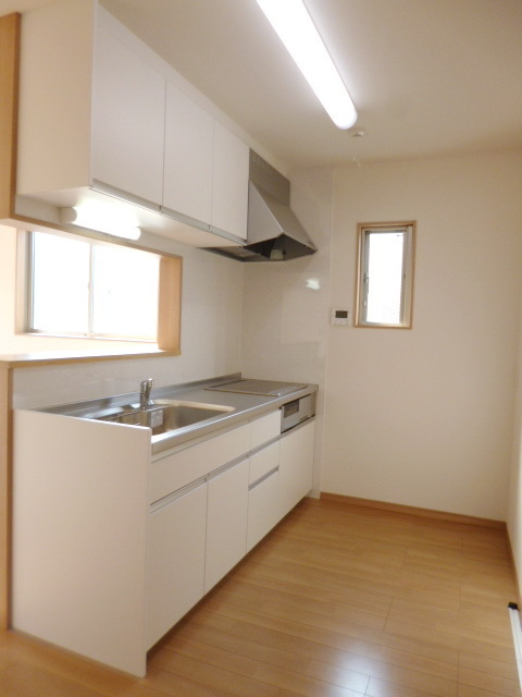 Kitchen. Spacious kitchen