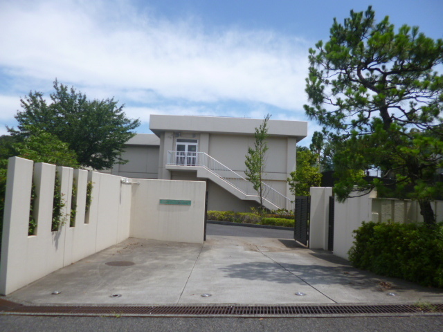 Primary school. Nanami 388m until the green elementary school (elementary school)