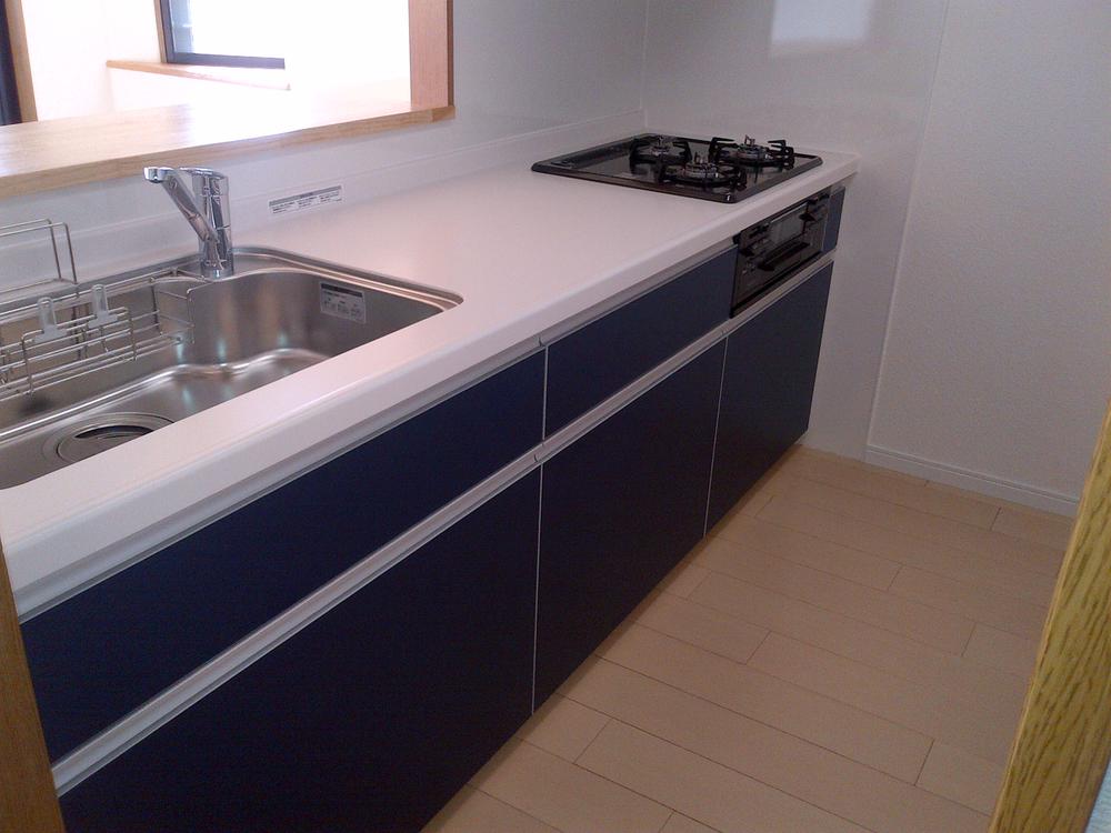 Kitchen. Indoor (11 May 2013) Shooting New replaced.