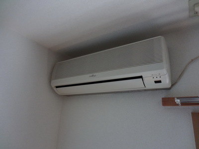 Other Equipment. ☆ Air conditioning ☆