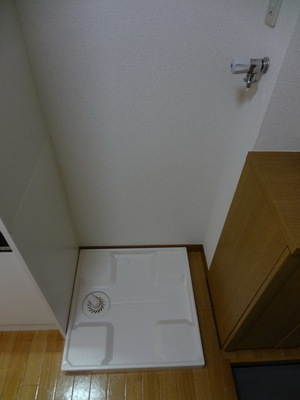 Washroom. ☆ Washing machine in the room ☆