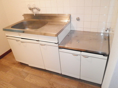 Kitchen. Gas stove installation Allowed