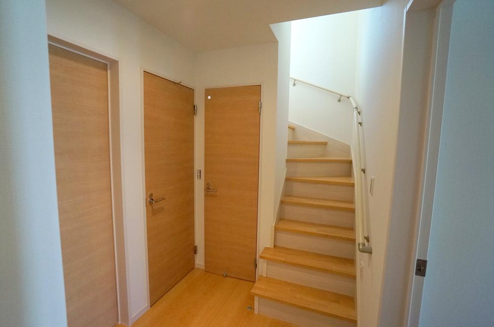 Other introspection. 1F Hall