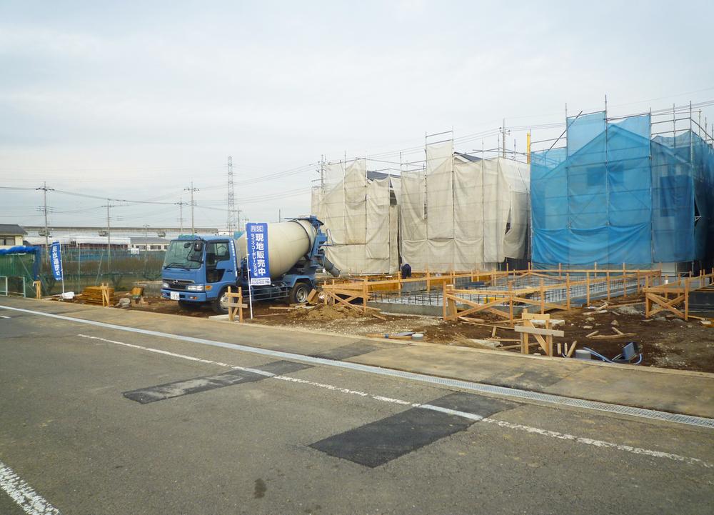 Local photos, including front road