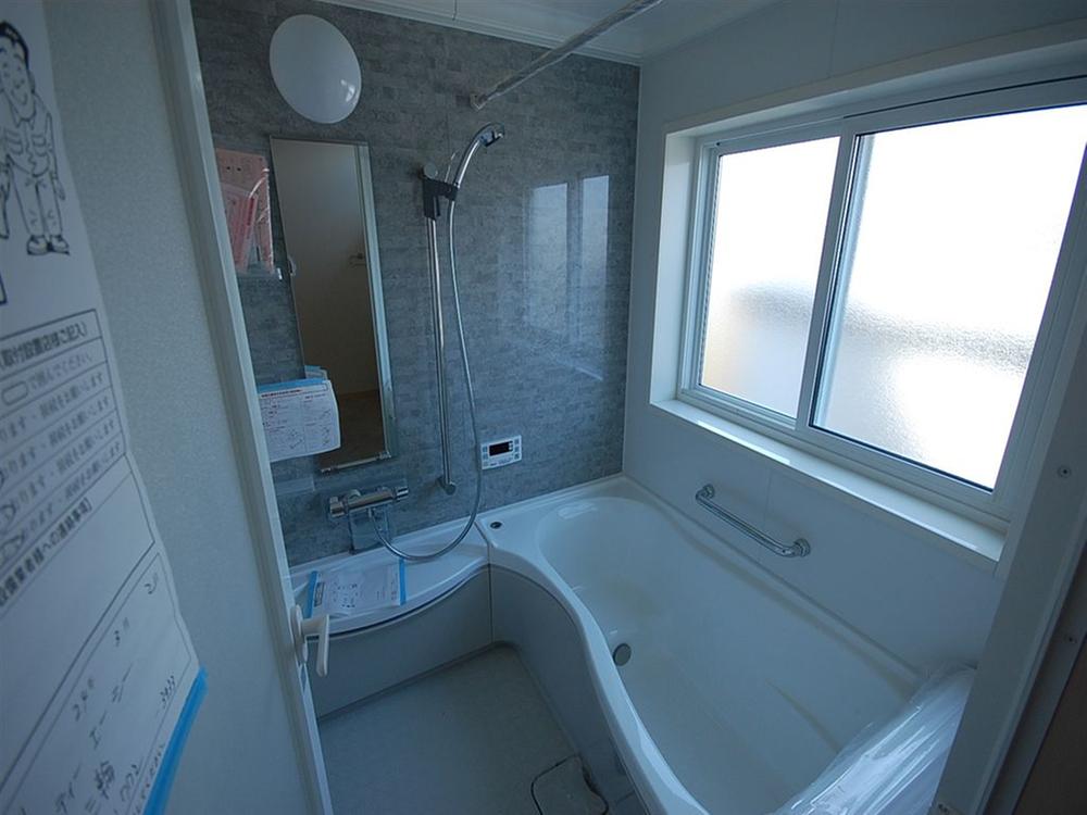 Same specifications photo (bathroom). Seller same specifications