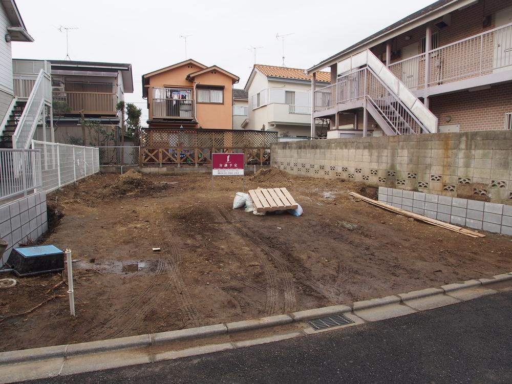 Local land photo. Free Plan housing