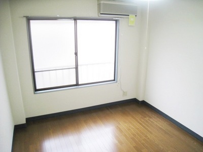 Living and room. The room is also bright