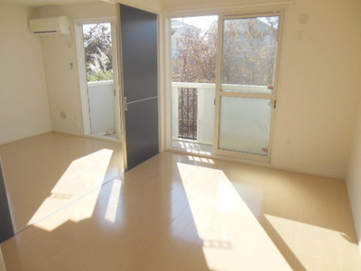 Other room space. If living with Tsunagere can be used as a wide 1LDK