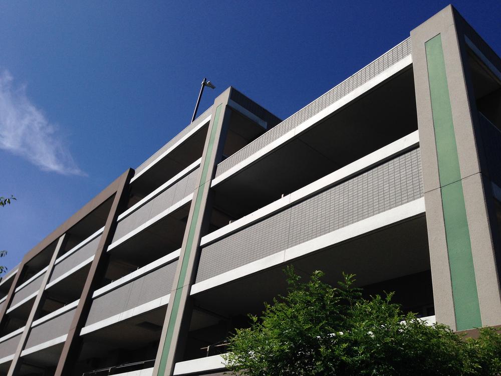 Local appearance photo. Local (10 May 2013) Shooting