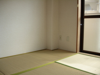 Living and room. There is housed in the healing of the Japanese-style room