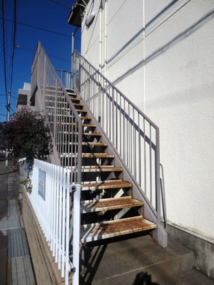 Other common areas. Entrance