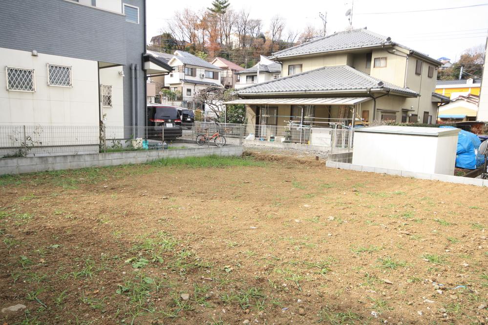 Local appearance photo. Local (12 May 2013) Shooting