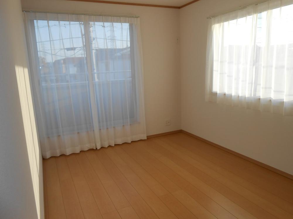 Other introspection. Indoor (12 May 2013) Shooting Western style room