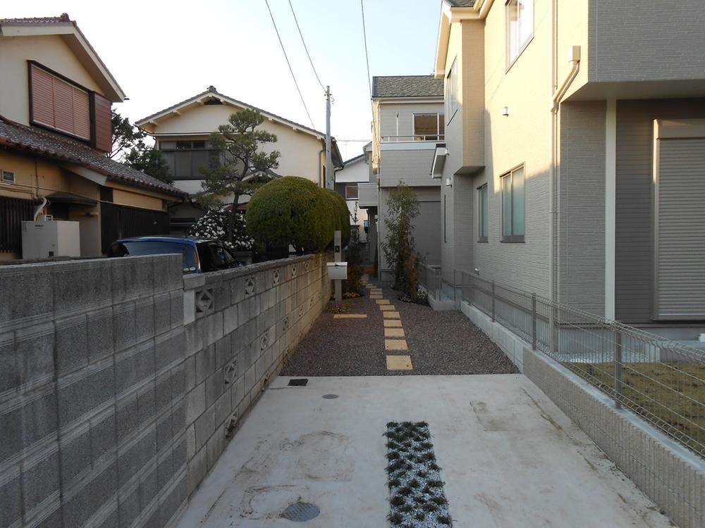 Local appearance photo. Local (12 May 2013) shooting 1 Building