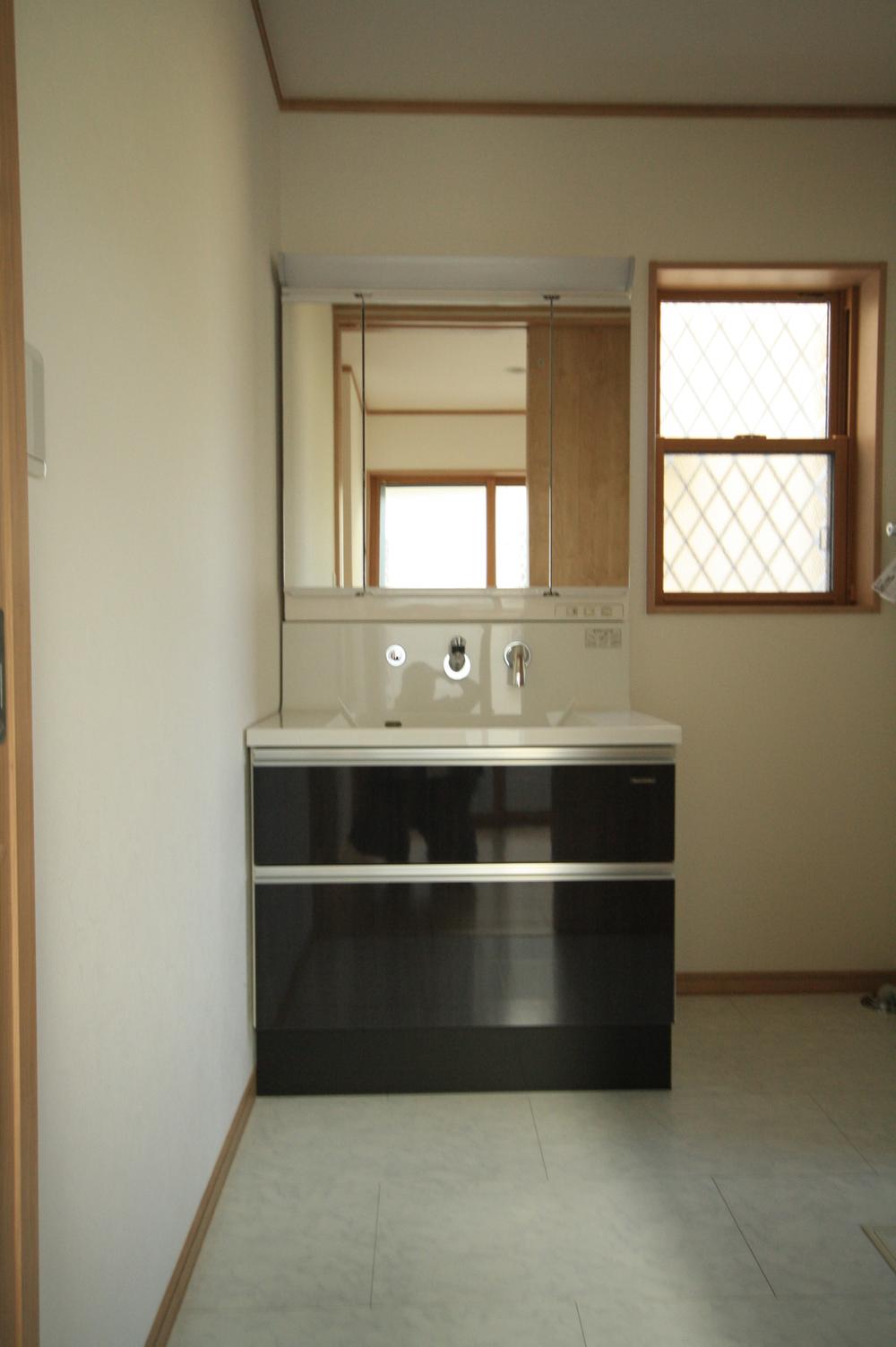 Same specifications photos (Other introspection). Indoor same specifications