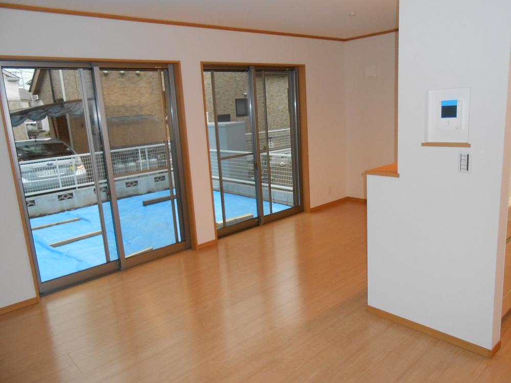 Living. Indoor (10 May 2013) Shooting