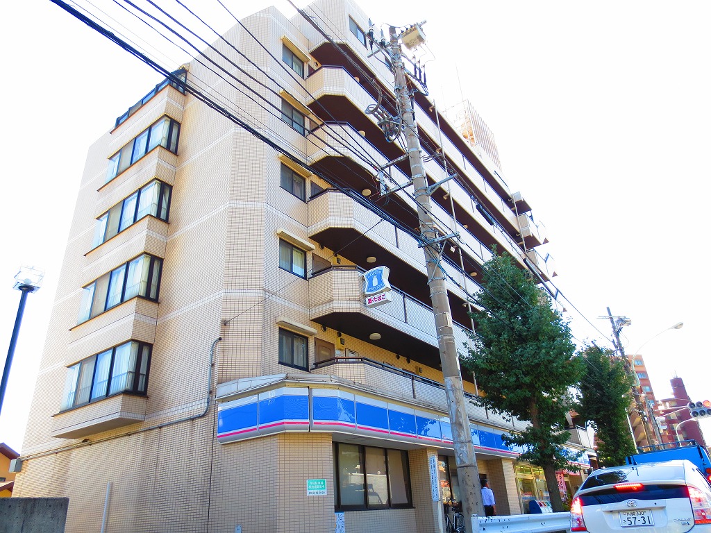 Convenience store. 849m to Lawson Tama Sekido store (convenience store)