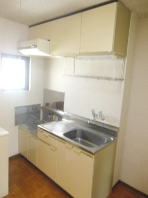 Kitchen. There is also enough cooking space