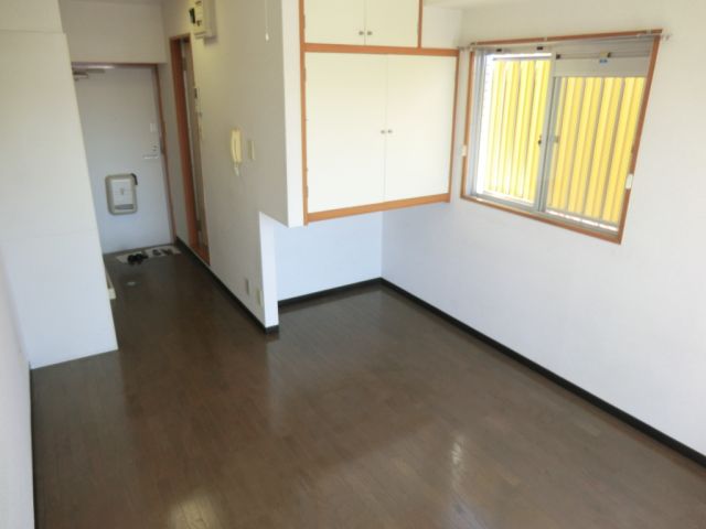 Living and room. Two-sided lighting is the room ☆ 