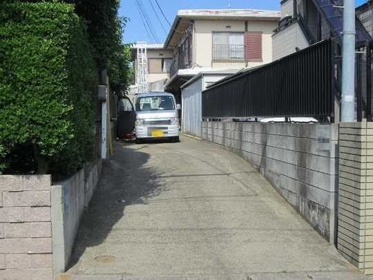 Local land photo. This land (from the west)