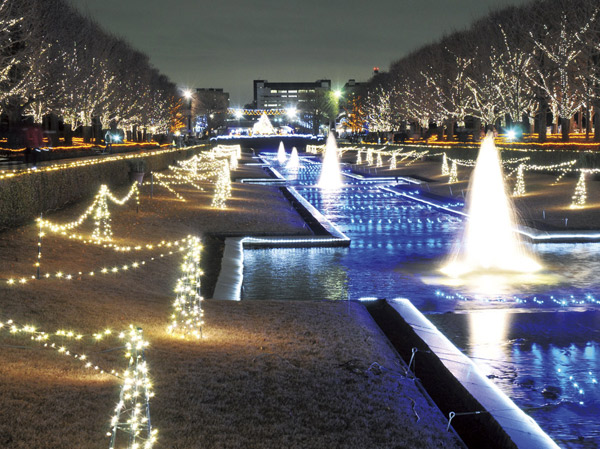 Surrounding environment. Showa Memorial Park (about 4500m)