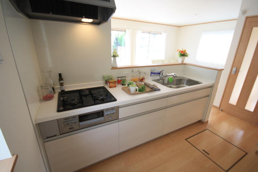 Same specifications photo (kitchen). Example of construction