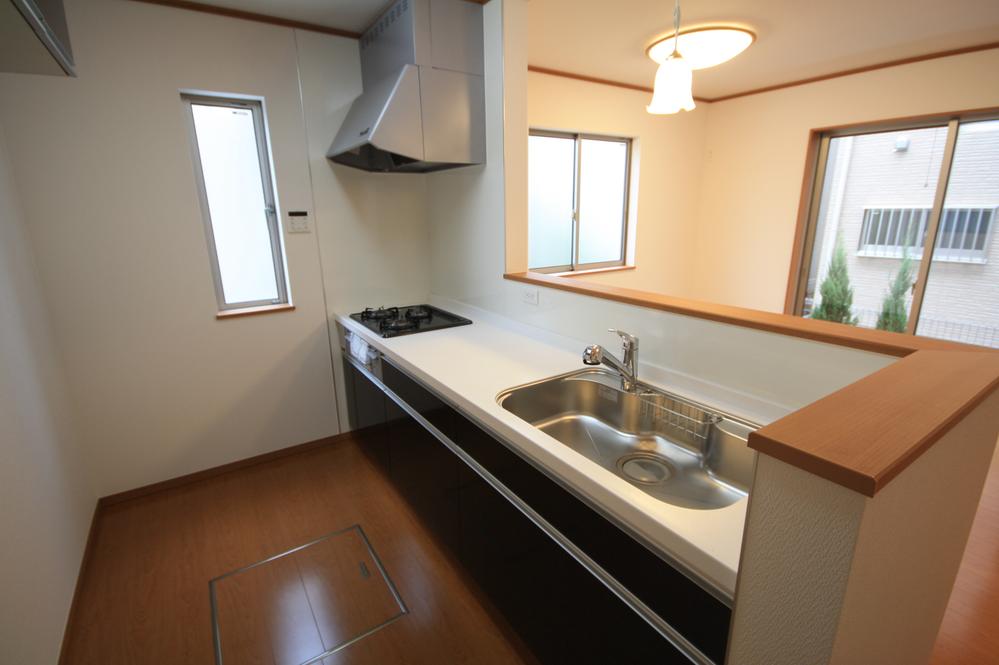 Same specifications photo (kitchen). Example of construction