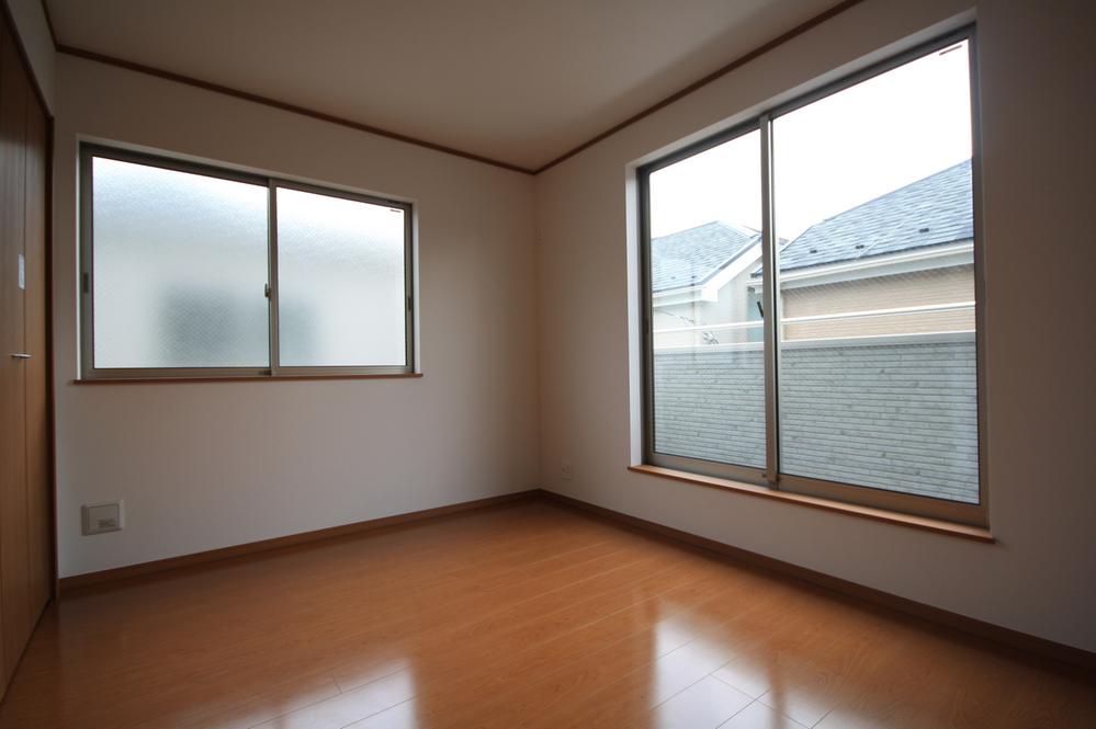 Same specifications photos (Other introspection). Example of construction