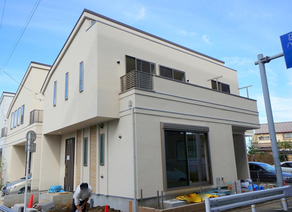 Local appearance photo