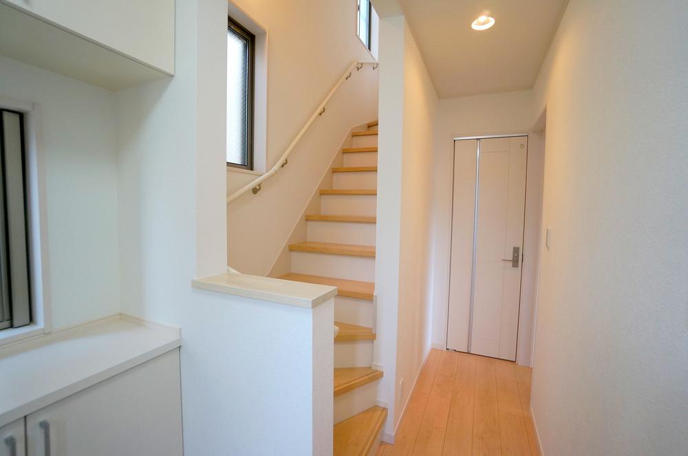 Other introspection. 1F Hall